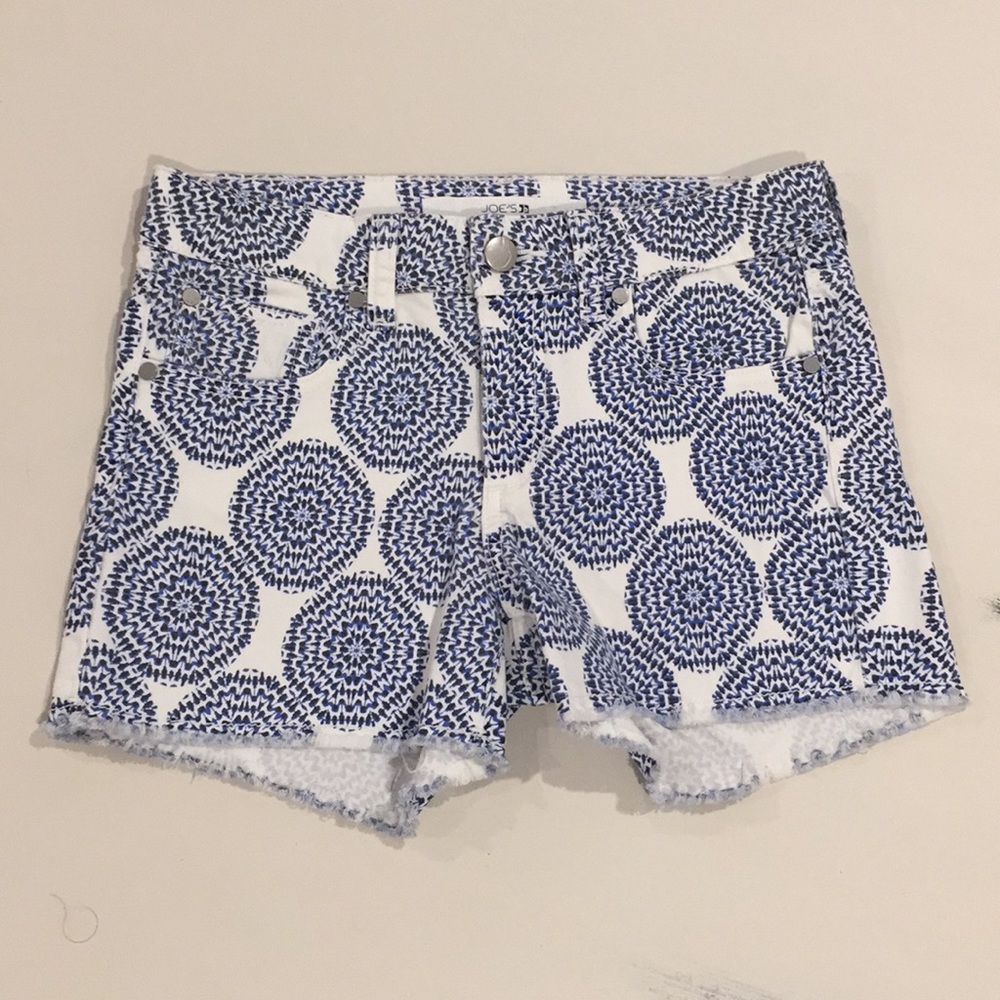🎉HOST PICK!🎉 JOE’S JEANS Starburst Cutoff Shorts